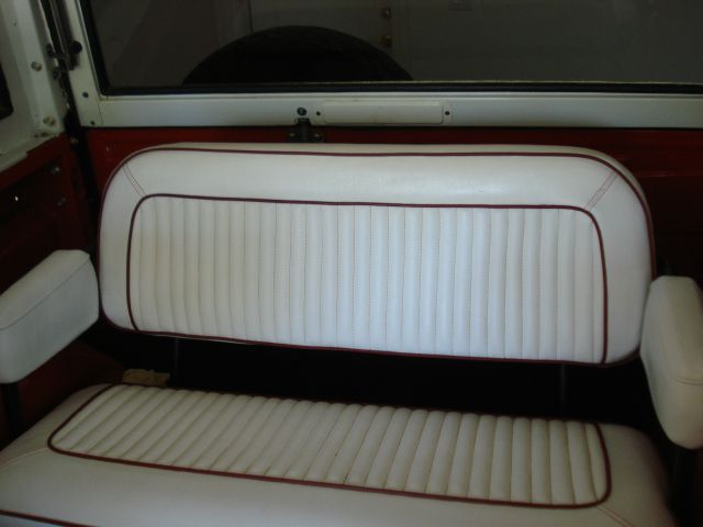 Ford Bronco 1973 photo 2