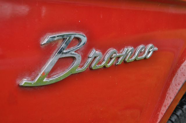 Ford Bronco SW2 Classic Car - Custom Car