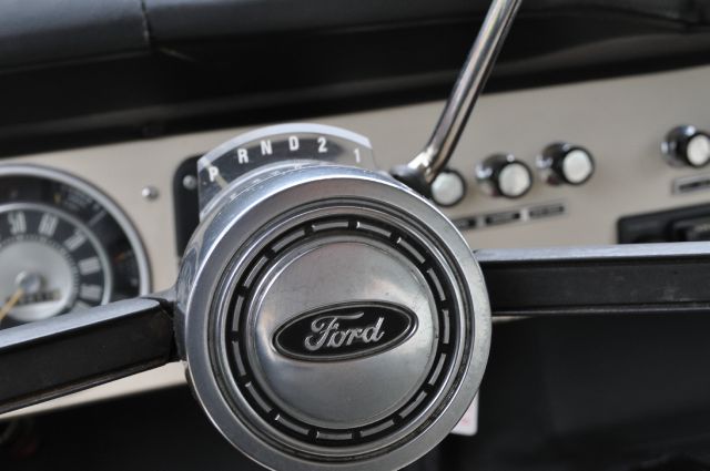 Ford Bronco 1973 photo 13