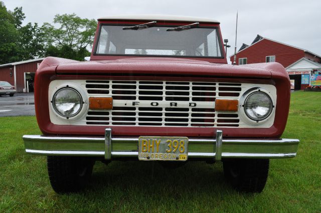 Ford Bronco 1973 photo 9