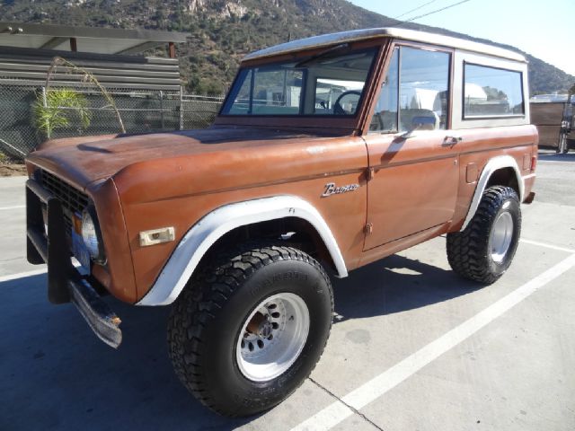 Ford Bronco 1977 photo 4