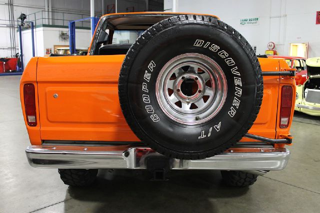 Ford Bronco 1979 photo 2