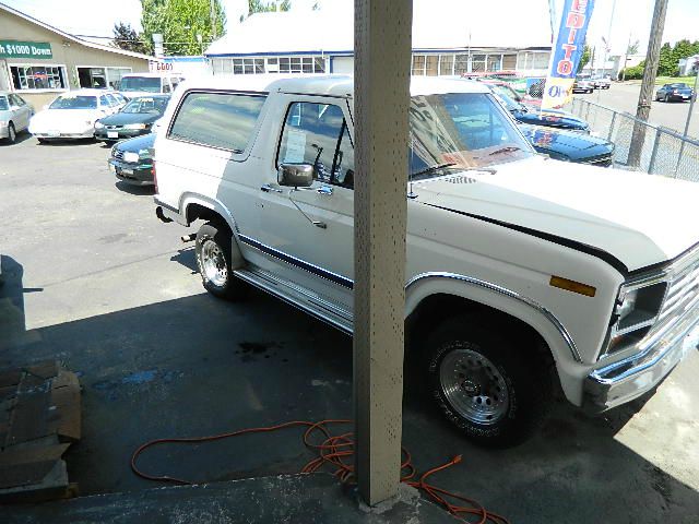 Ford Bronco 1986 photo 3