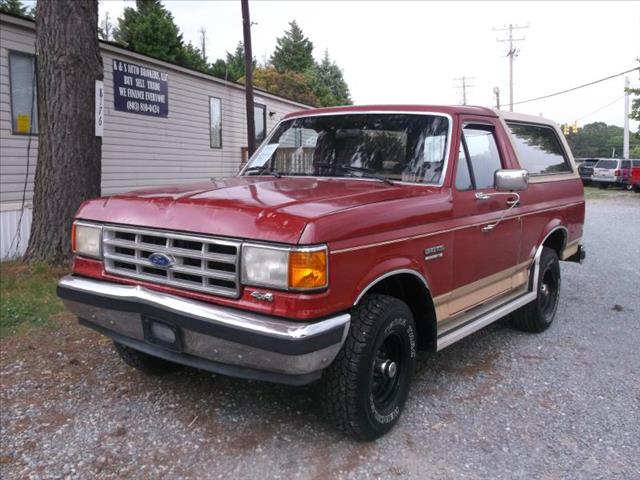 Ford Bronco 1987 photo 1