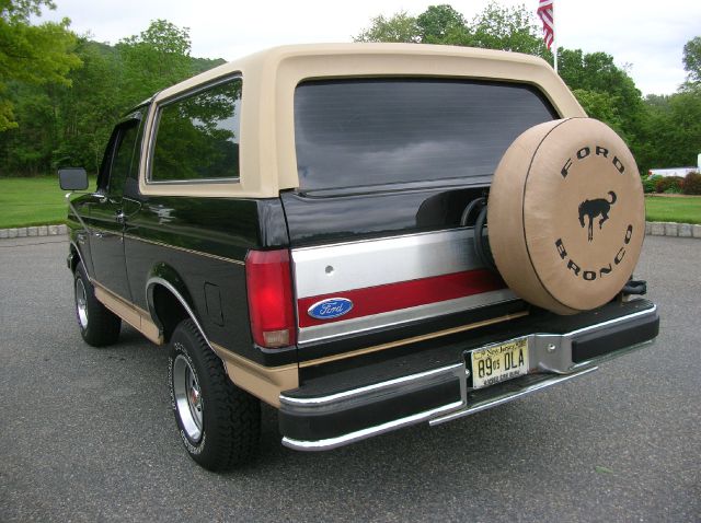 Ford Bronco 1991 photo 19