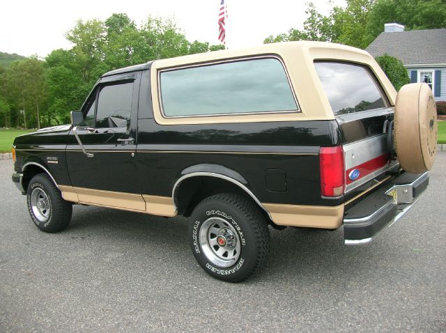 Ford Bronco 1991 photo 20