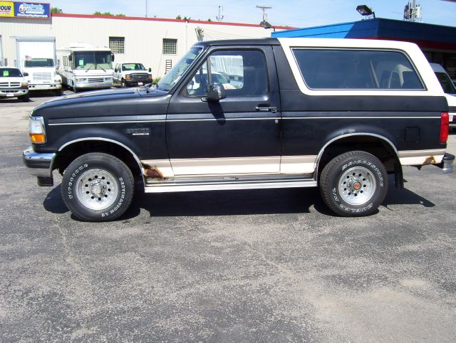 Ford Bronco 1993 photo 10
