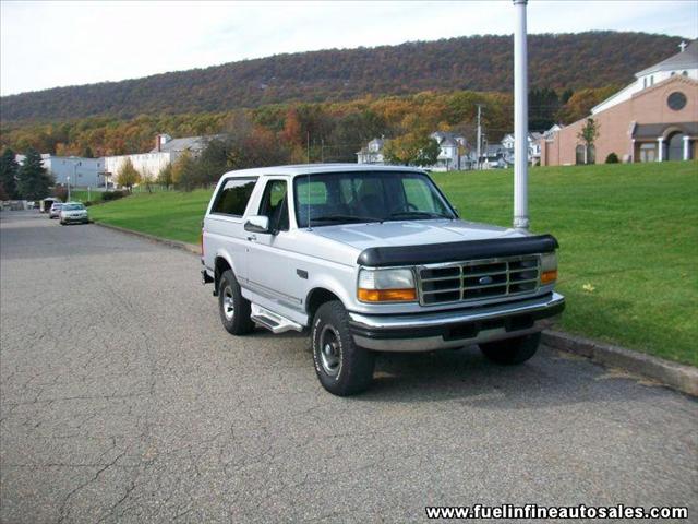 Ford Bronco 1996 photo 1