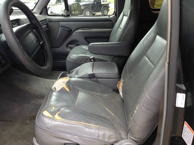 Ford Bronco 1996 photo 2