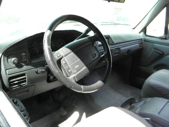 Ford Bronco 1996 photo 10