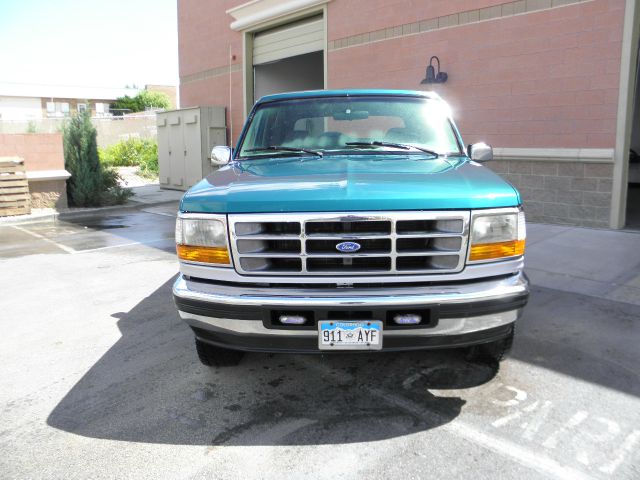 Ford Bronco 1996 photo 17