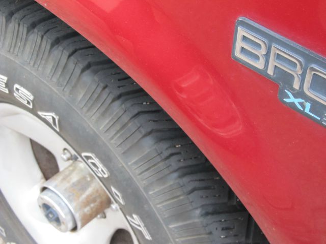 Ford Bronco 1996 photo 3