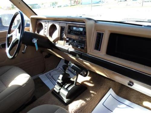 Ford Bronco II 1984 photo 2