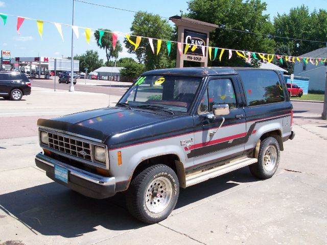 Ford Bronco II 1-owner, BED Cover SUV