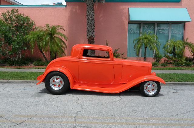 Ford COUPE 1932 photo 2