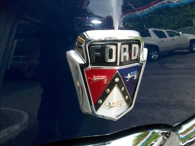 Ford CUSTOM DELUXE 2DR 1950 photo 7