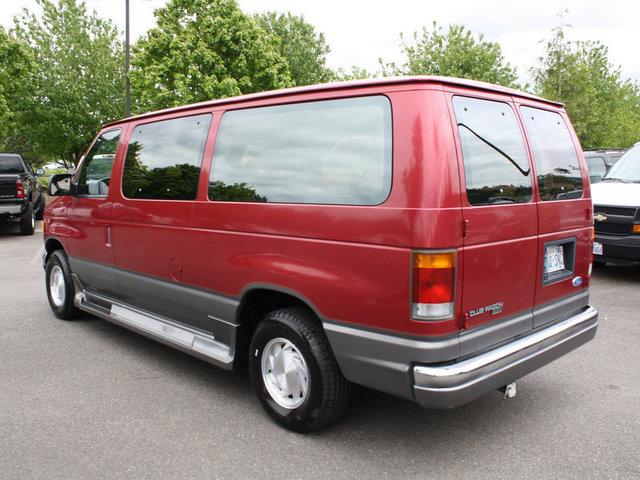 Ford Club Wagon 1994 photo 2