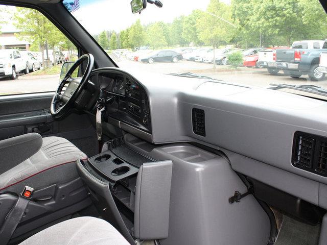 Ford Club Wagon 1994 photo 5