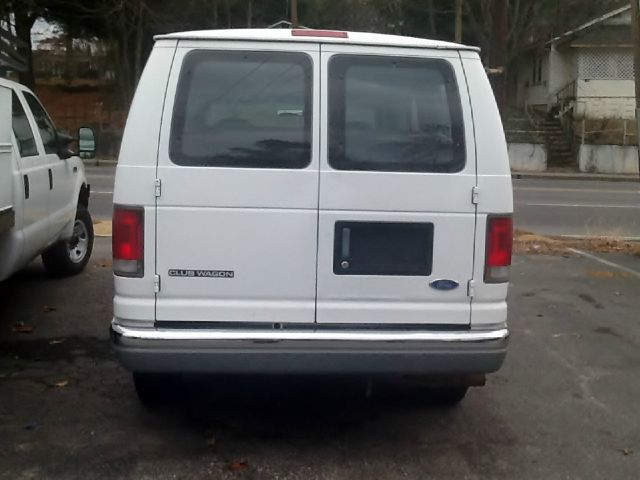 Ford Club Wagon 1997 photo 4