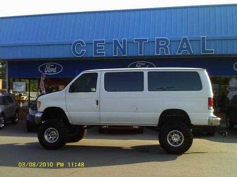 Ford Club Wagon 1997 photo 0