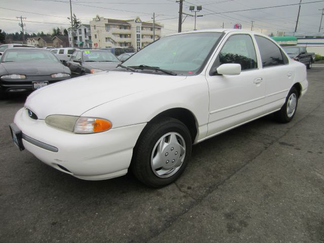 Ford Contour S Sedan Sedan