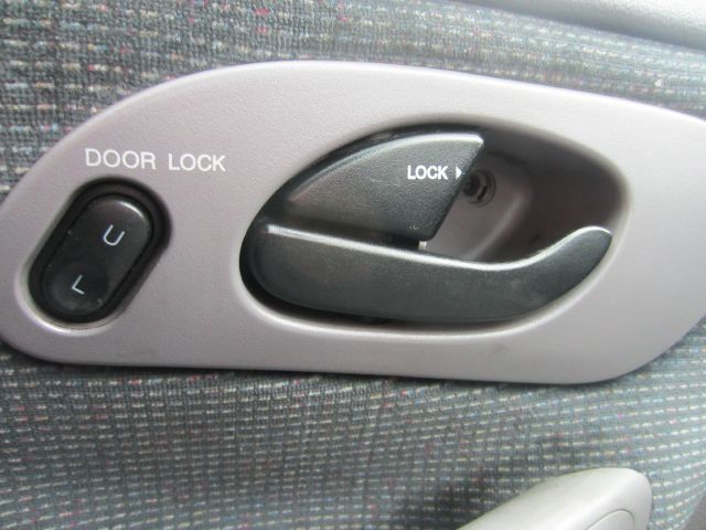 Ford Contour 1995 photo 3