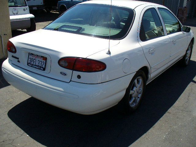 Ford Contour 1996 photo 10