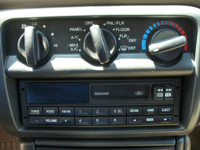 Ford Contour 1996 photo 3