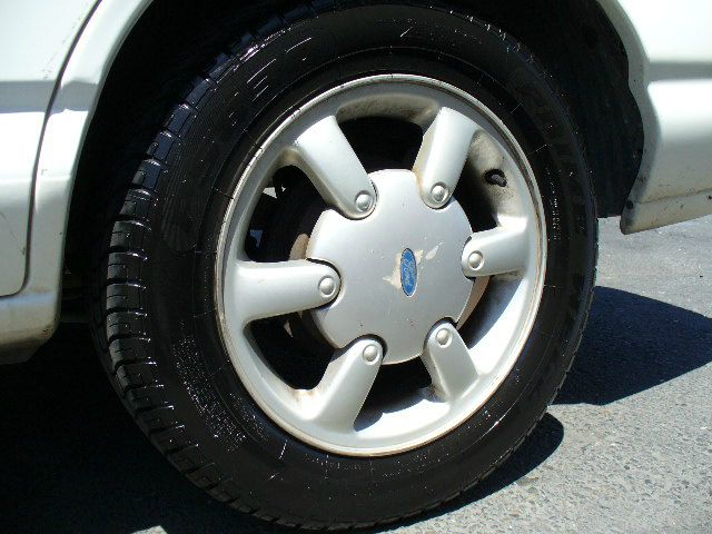 Ford Contour 1996 photo 5