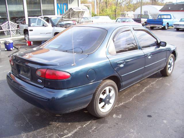 Ford Contour 1997 photo 4