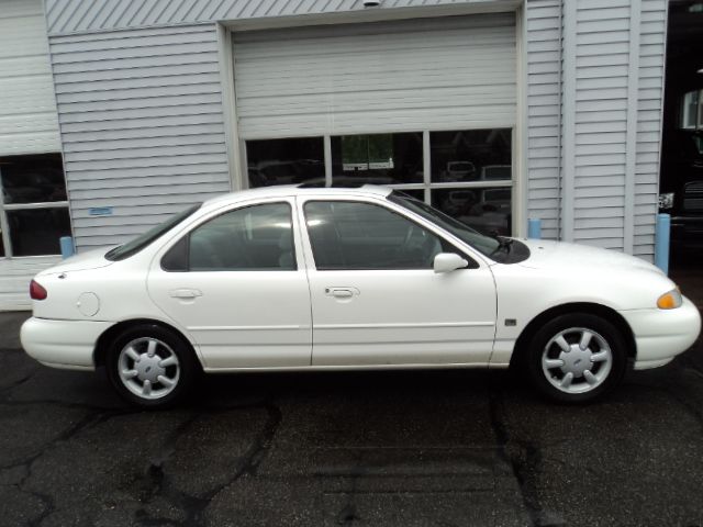 Ford Contour 1997 photo 15