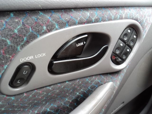 Ford Contour 1997 photo 6