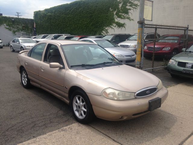 Ford Contour 1999 photo 3