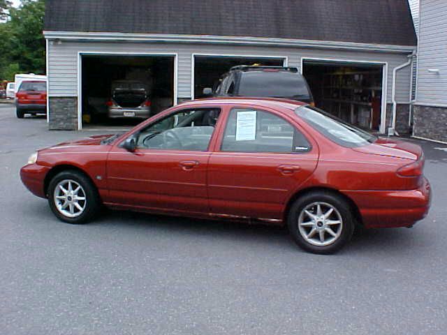 Ford Contour 1999 photo 2