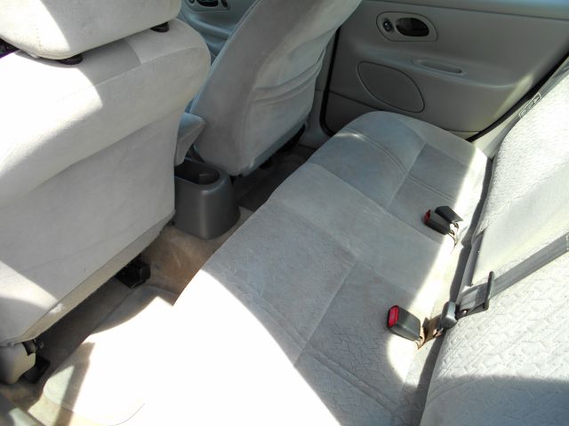 Ford Contour SE Sedan