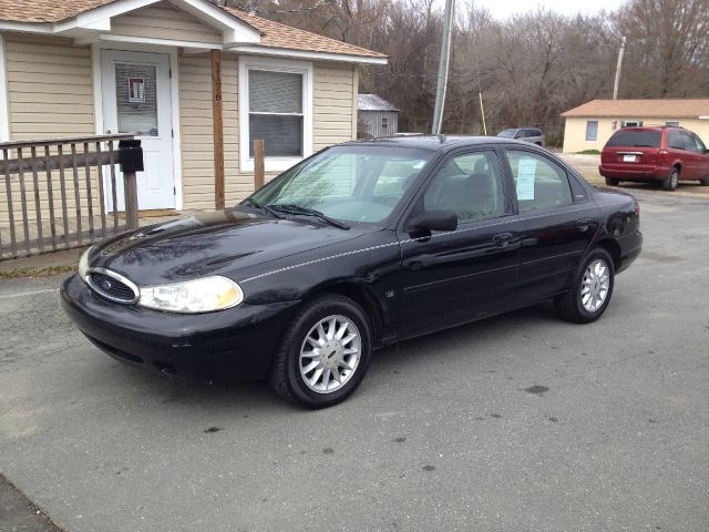 Ford Contour 2000 photo 3