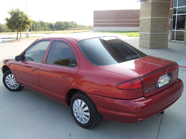 Ford Contour 2000 photo 1