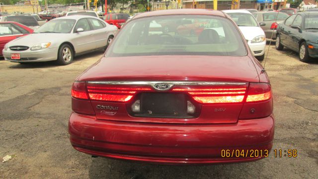 Ford Contour 2000 photo 1