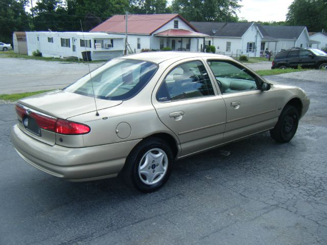 Ford Contour 2000 photo 2