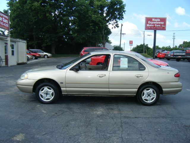 Ford Contour 2000 photo 3