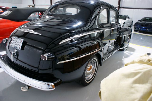 Ford COUPE 1947 photo 4