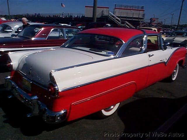 Ford Crown Victoria 1955 photo 3
