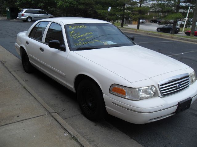 Ford Crown Victoria 1998 photo 7