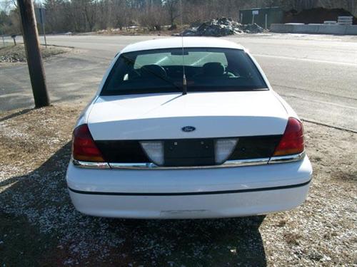 Ford Crown Victoria 1999 photo 5