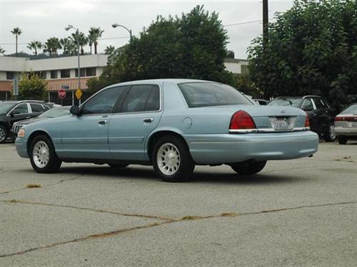 Ford Crown Victoria 1999 photo 2