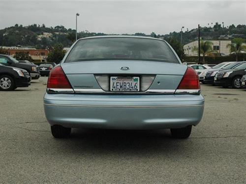 Ford Crown Victoria 1999 photo 3