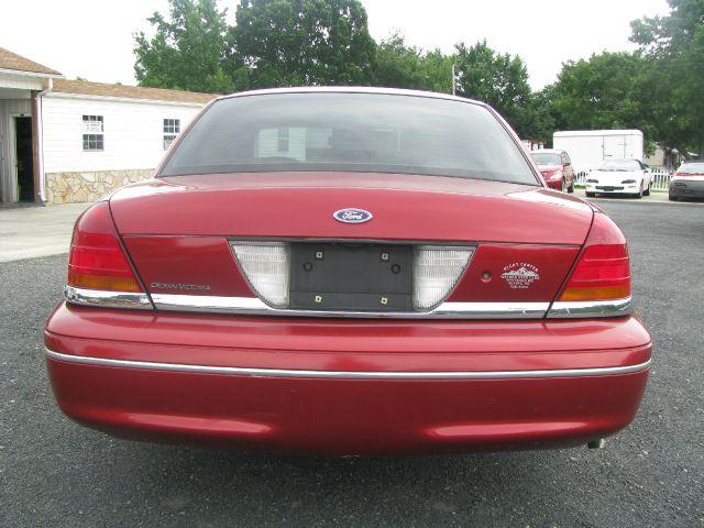 Ford Crown Victoria 1999 photo 0