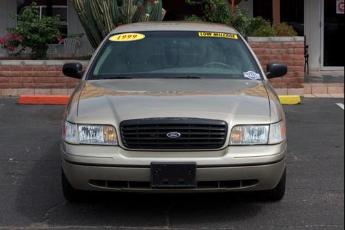 Ford Crown Victoria 1999 photo 2