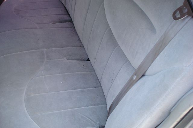 Ford Crown Victoria 1999 photo 1