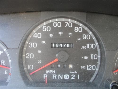 Ford Crown Victoria 2000 photo 3